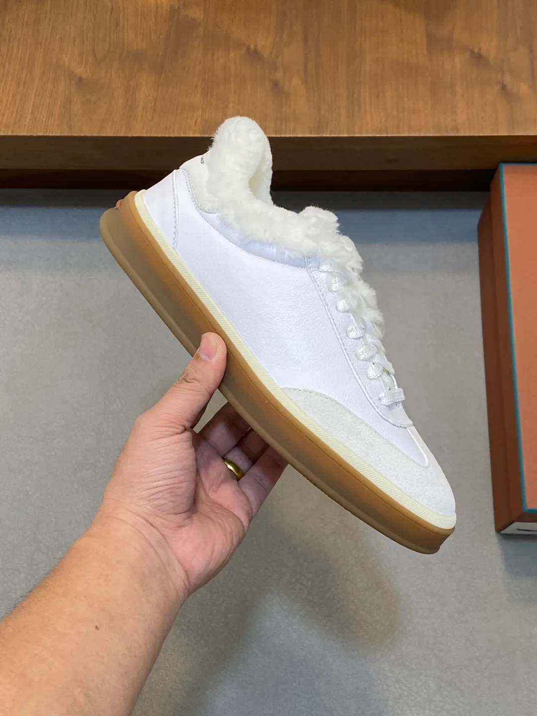 Men's men's shoes💰740 Loro Piana - Classic casual wool shoes, men's lace-up casual shoes and sneakers, high-quality lightweight and comfortable fabrics, suitable for outdoor leisure, the color scheme is young and energetic, great with sportswear or casual suits! Code number: 39-44 (45, 46, can be customized)